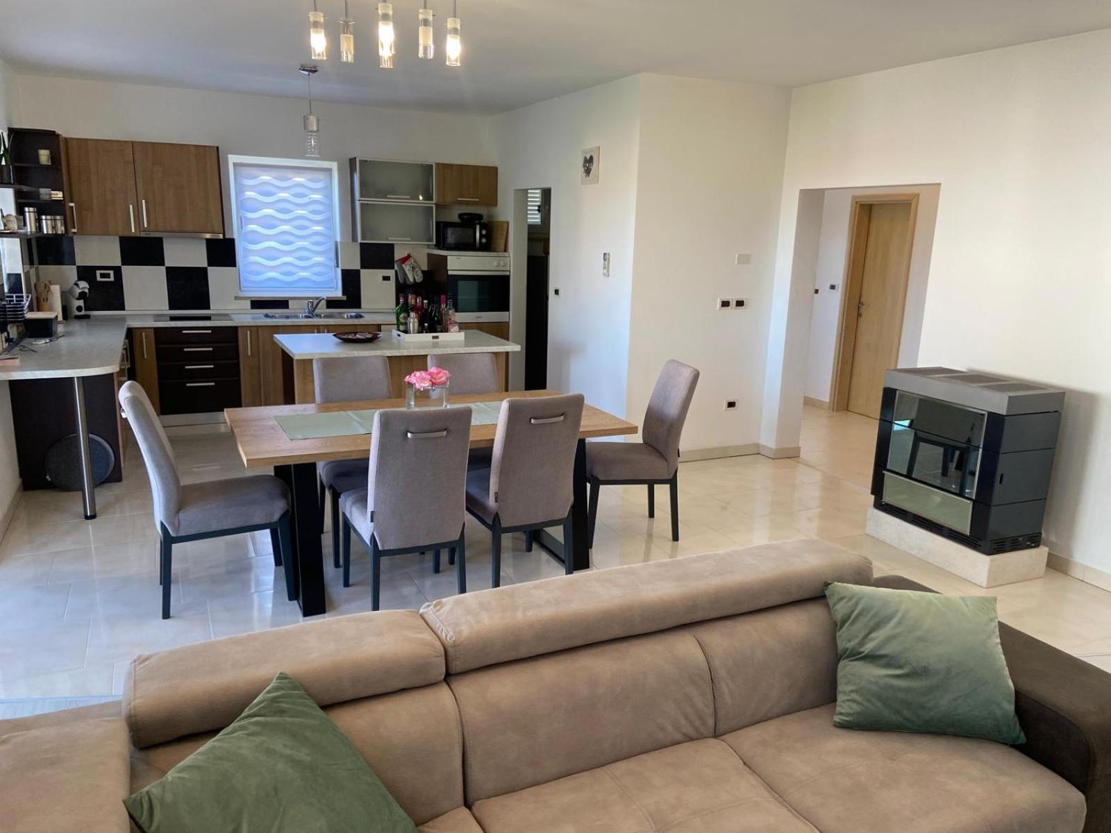 Holiday Home Mihaela Višnjan Εξωτερικό φωτογραφία